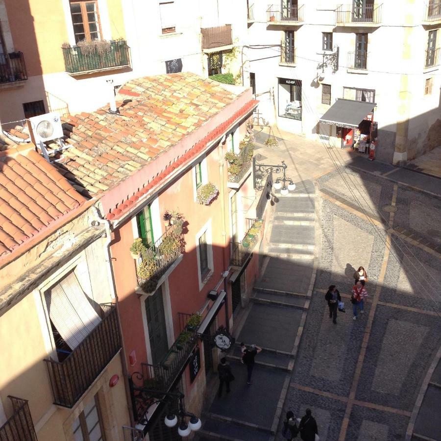 Apartamento En Plaza Sedassos Centro Historico Tarragona Bagian luar foto